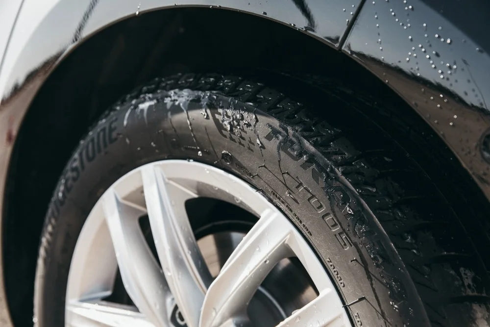 Цена Автомобильная шина летняя BRIDGESTONE TURANZA T005 215/60/R16 95 V