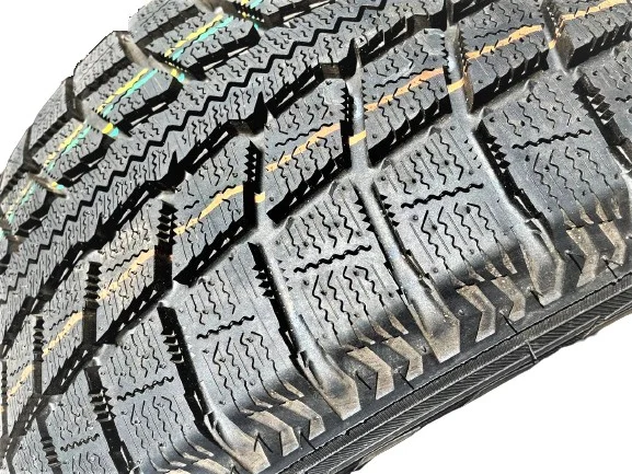 Фотография Автомобильная шина зимняя NITTO 205/65/R15 94H SN3 (нешип.)