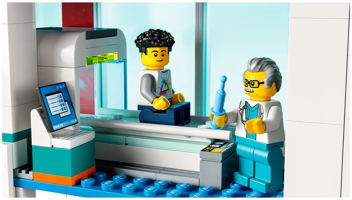 Конструктор LEGO 60330 Город Больница Казахстан