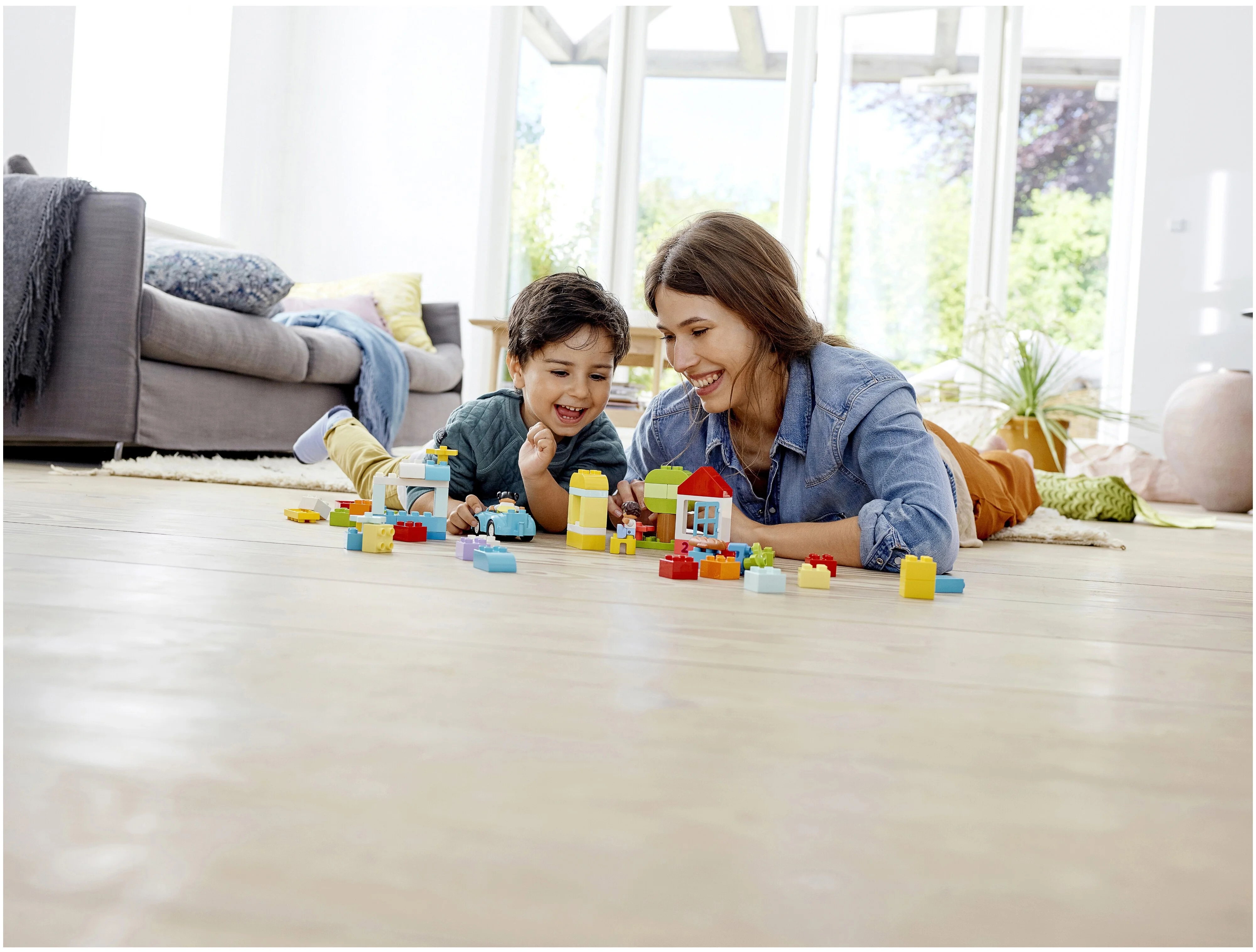Конструктор LEGO Duplo Коробка с кубиками 10913 Казахстан