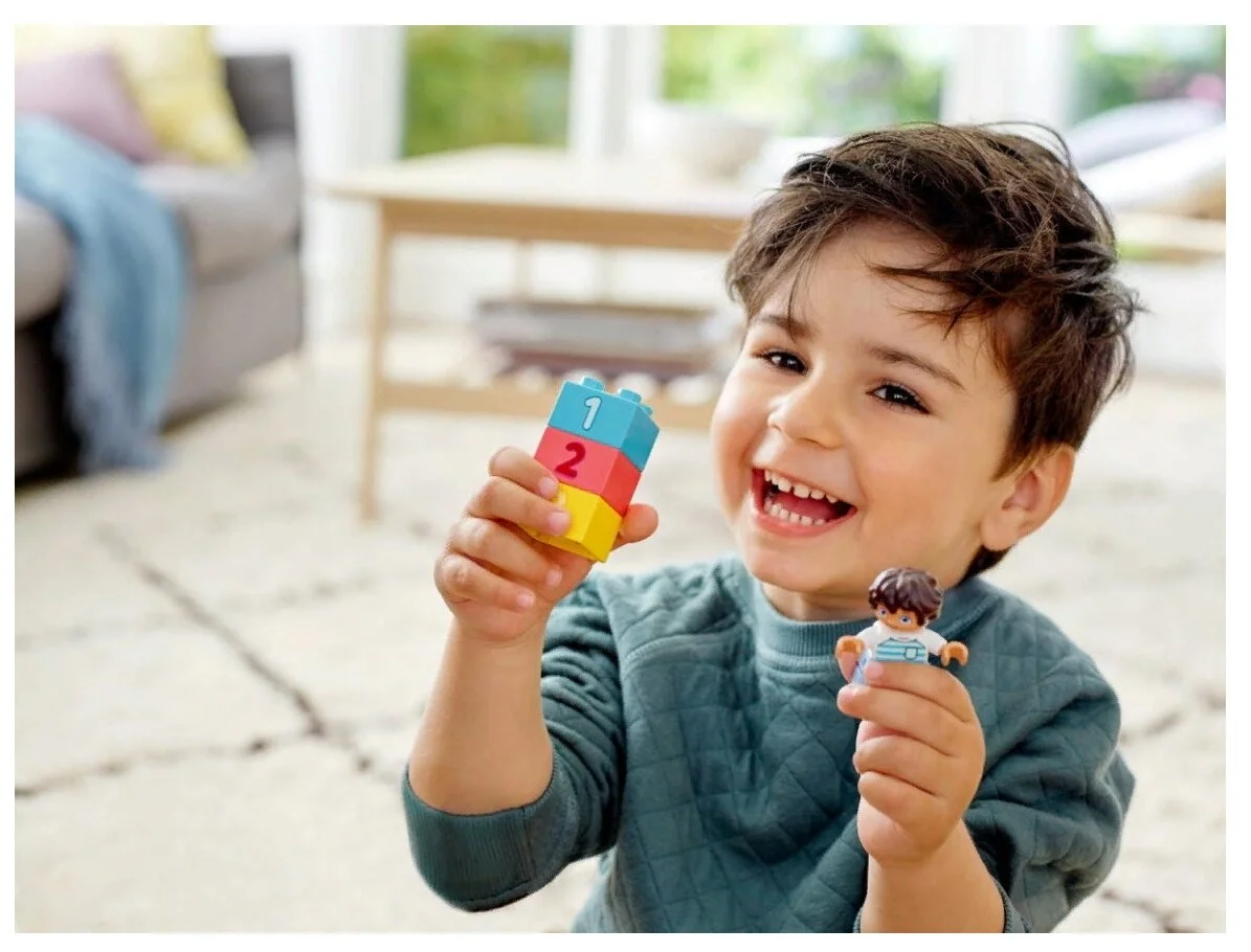 Конструктор LEGO Duplo Коробка с кубиками 10913 Казахстан