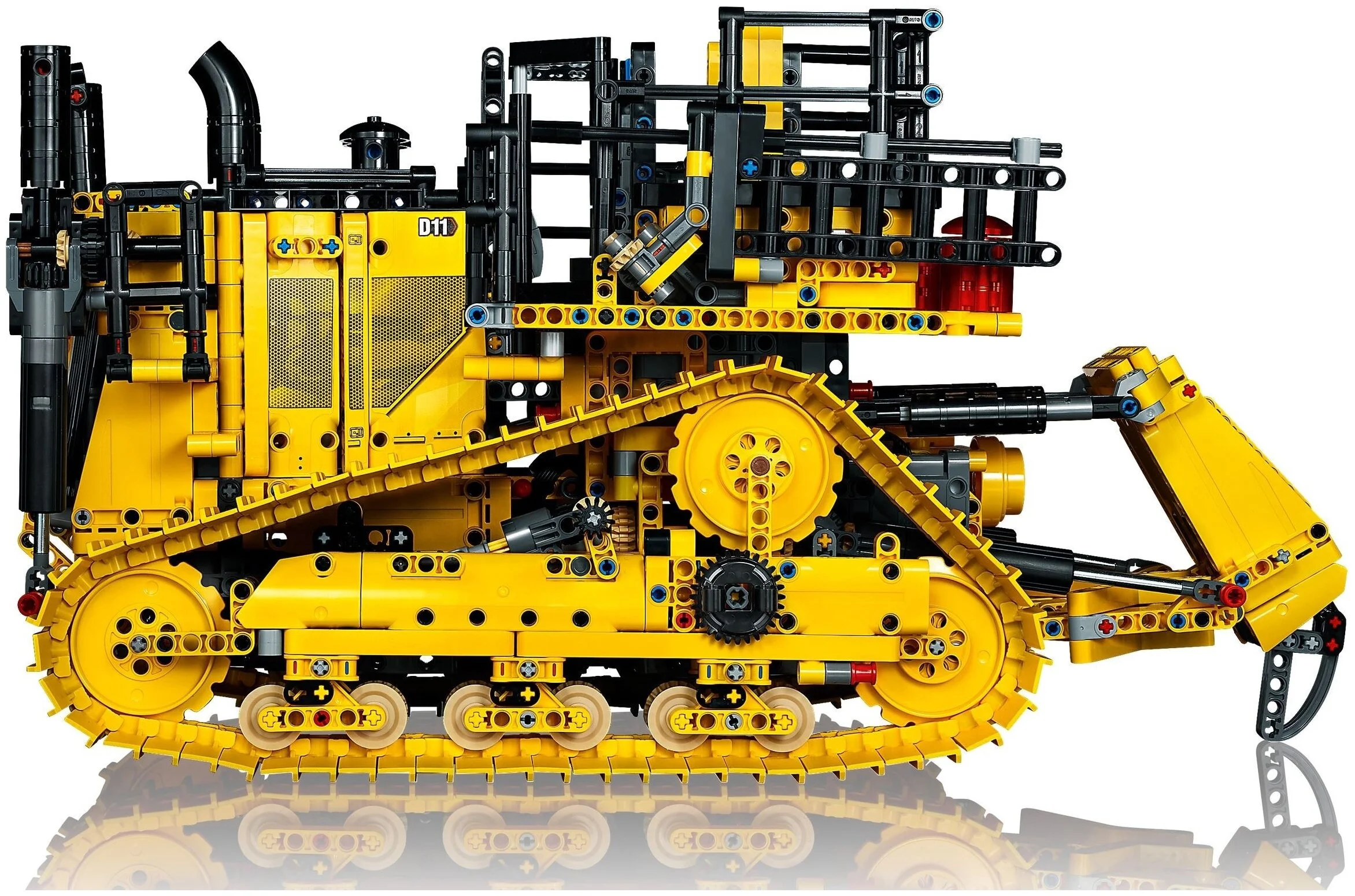 Цена Конструктор LEGO Бульдозер Cat D11 на пульте управления TECHNIC 42131