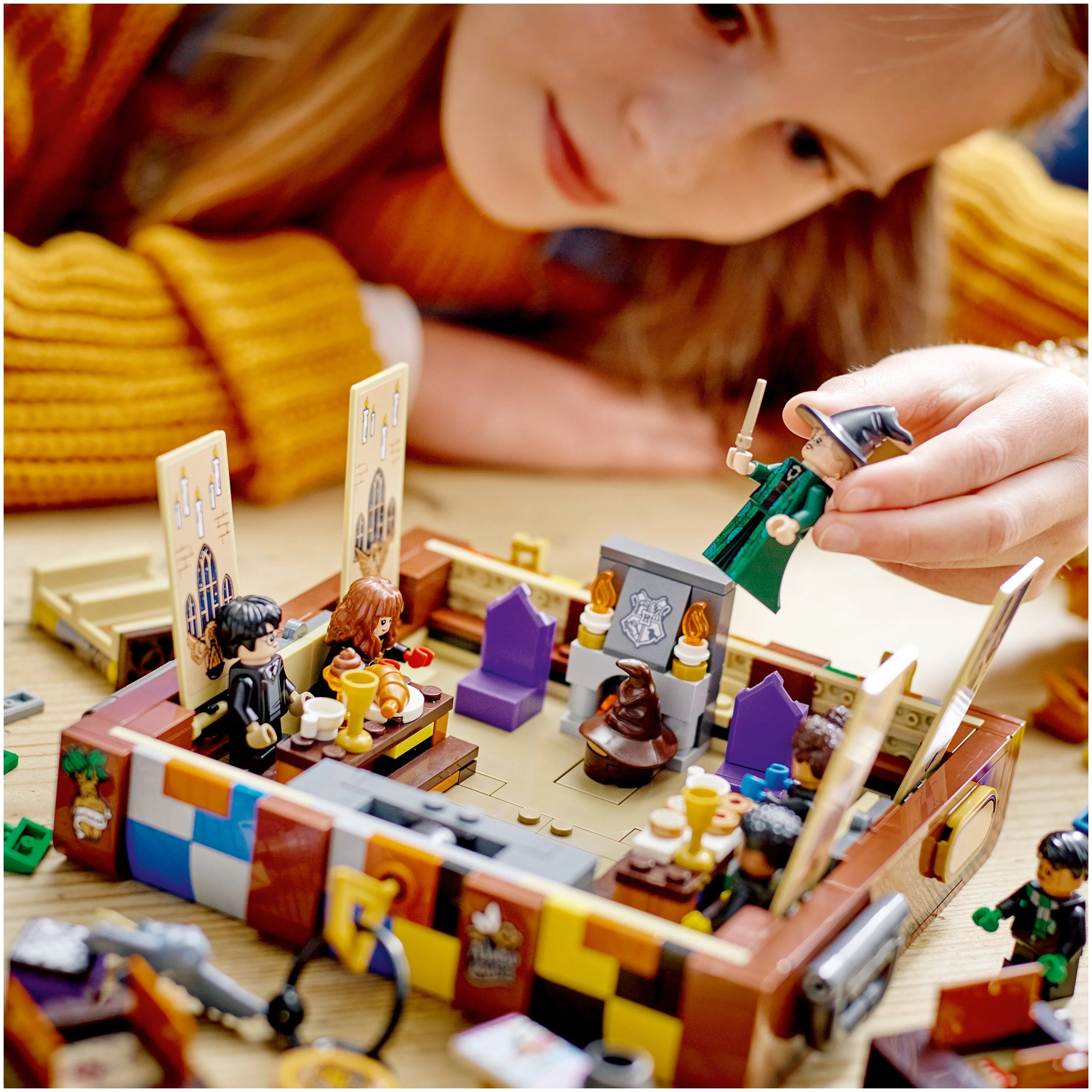 Конструктор LEGO Волшебный чемодан Хогвартса Harry Potter 76399 Казахстан