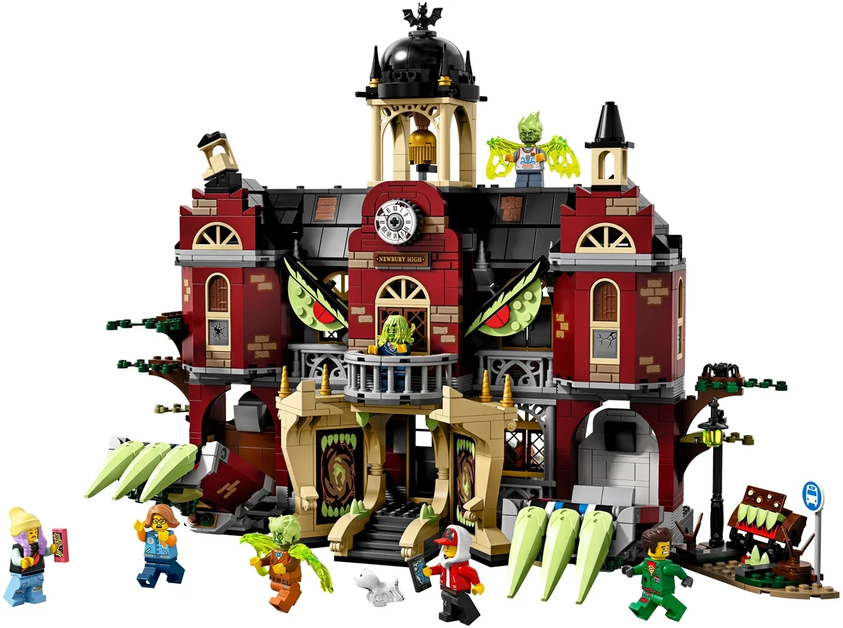 Фотография Конструктор LEGO Школа с привидениями Ньюбери Hidden Side 70425