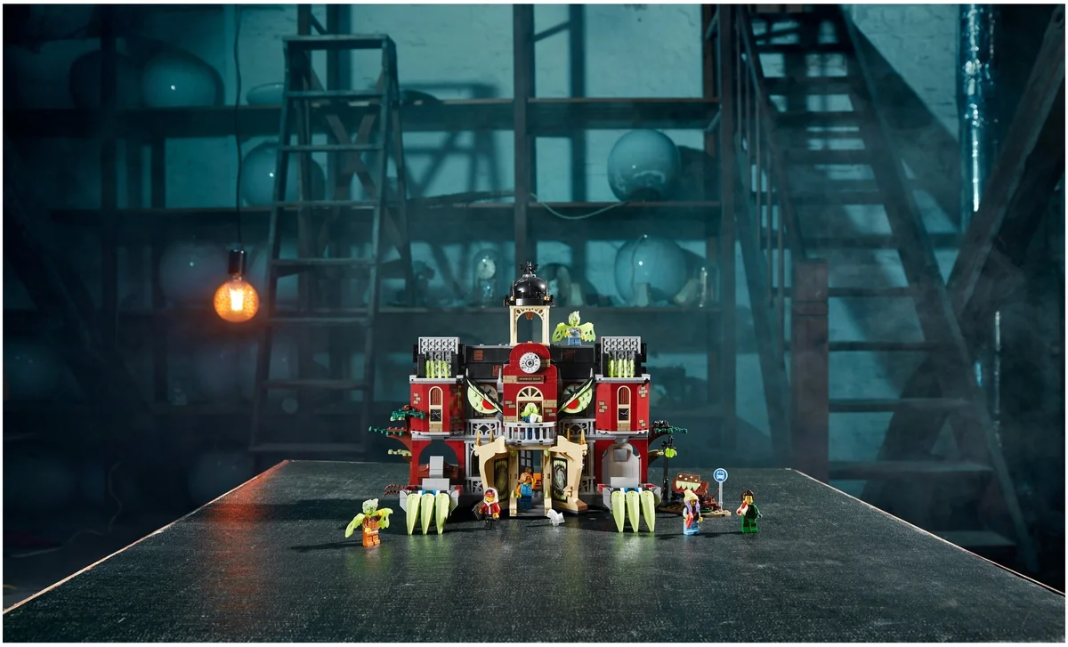 Конструктор LEGO Школа с привидениями Ньюбери Hidden Side 70425 Казахстан