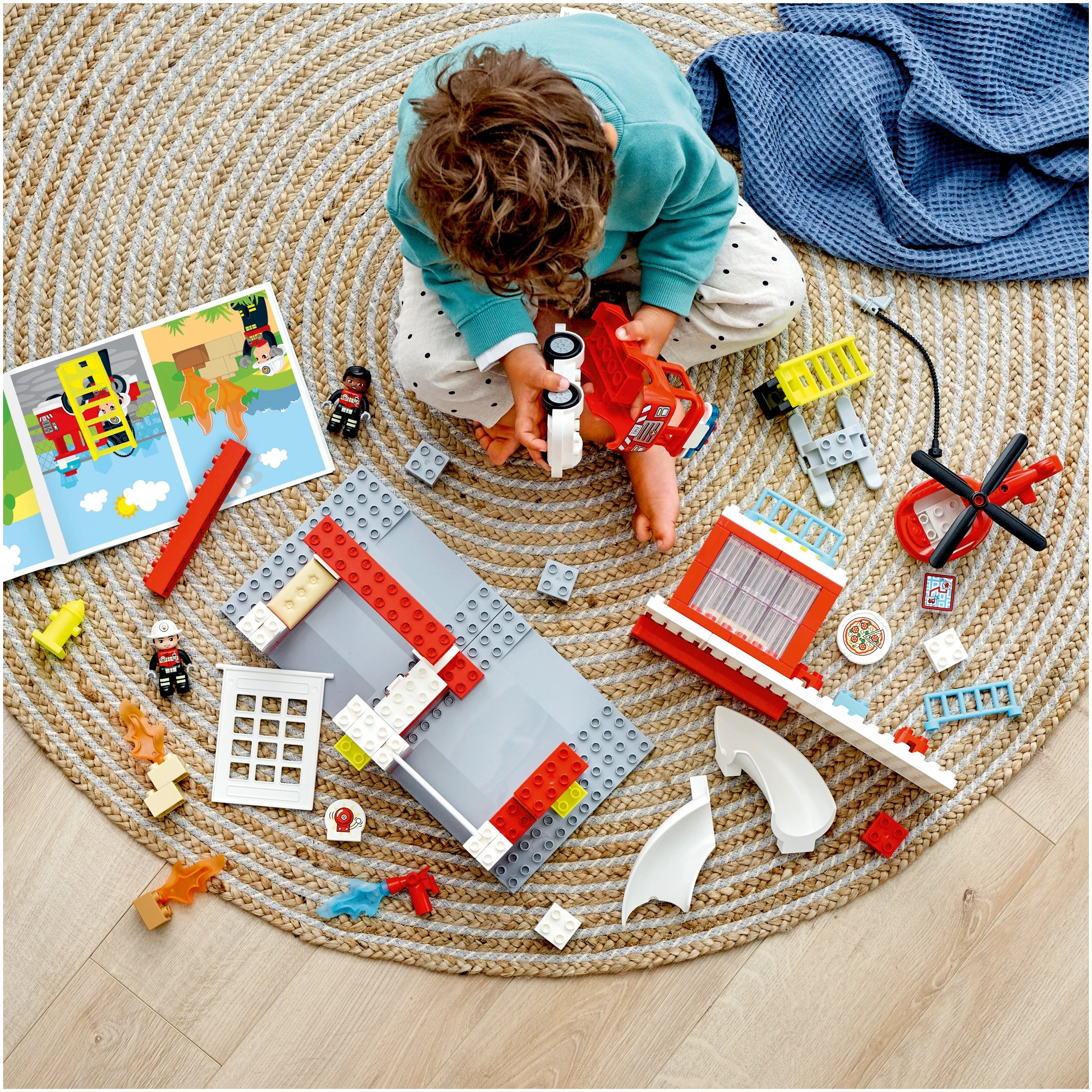Конструктор LEGO Пожарная часть и вертолёт DUPLO 10970 Казахстан