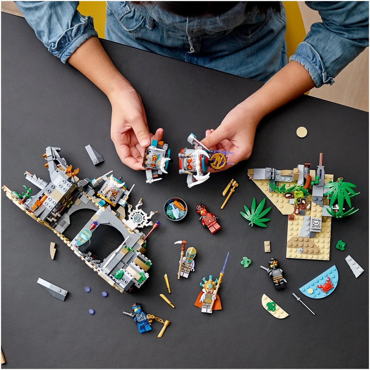 Конструктор LEGO 71747 Ниндзяго Деревня Хранителей Казахстан