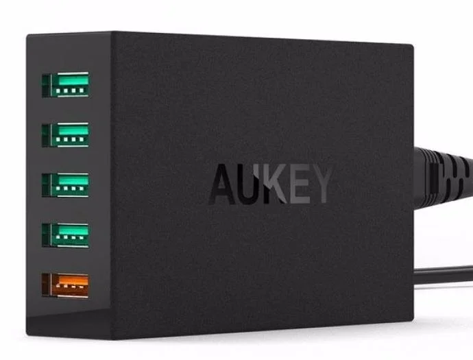 Фото Зарядное устройство AUKEY PA-T9