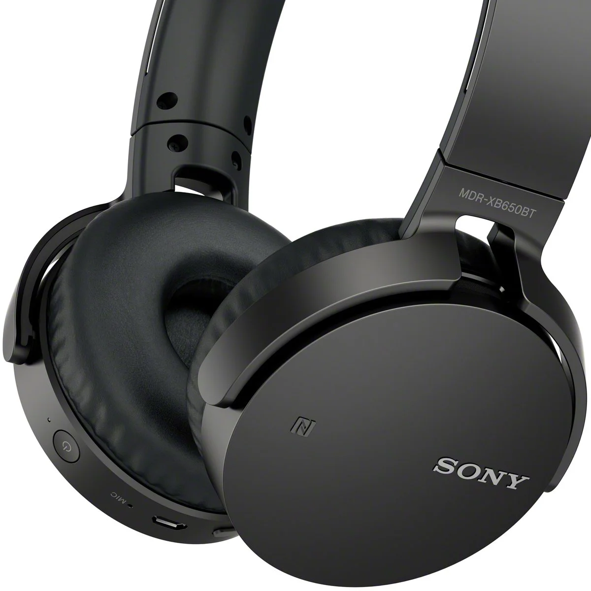 Фото Наушники SONY MDR-XB650BTB.E