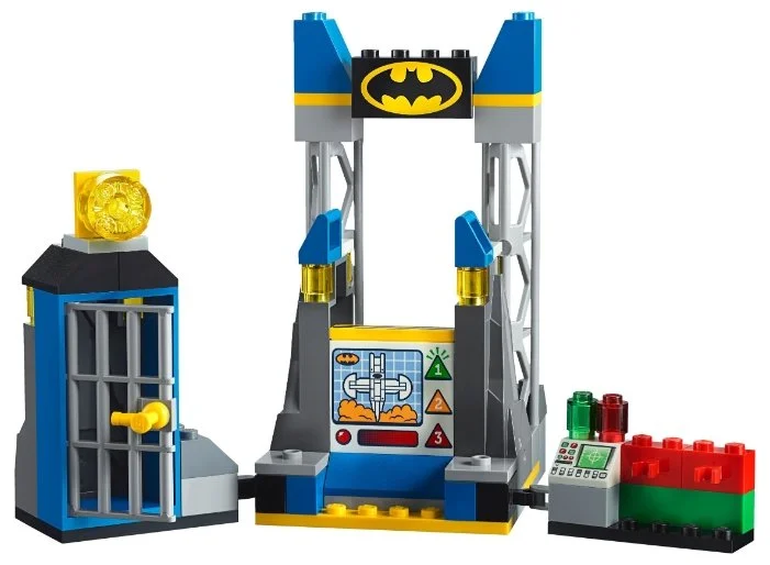 Фотография Конструктор LEGO Нападение Джокера на Бэтпещеру Juniors 10753