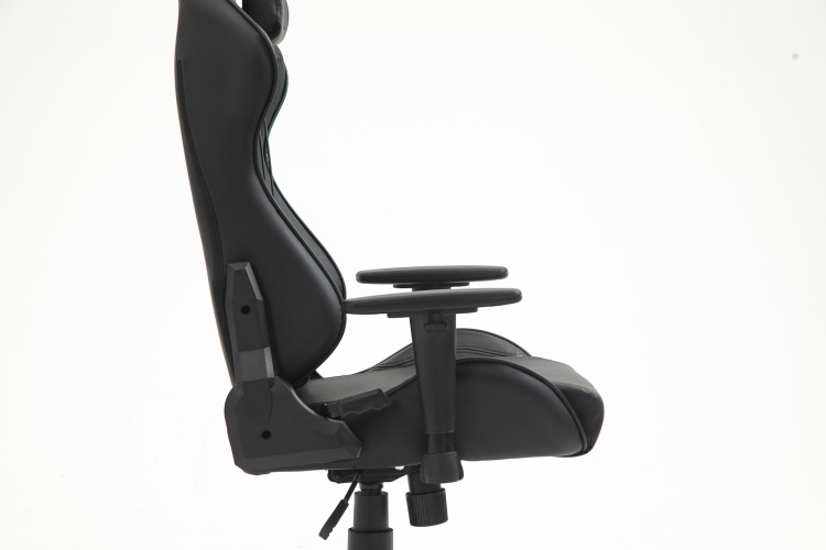 Фотография Игровое компьютерное кресло WARP JR Carbon Black (JR-BBK)