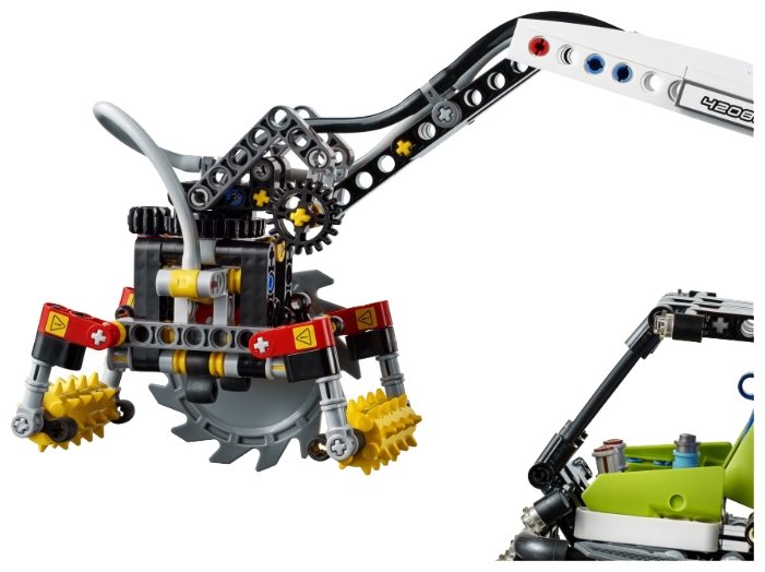 Картинка Конструктор LEGO Лесозаготовительная машина TECHNIC 42080