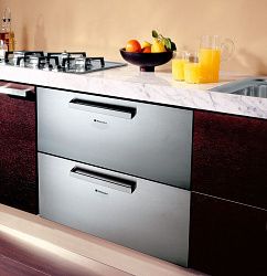 Встраиваемый холодильник HOTPOINT-ARISTON BDR 190 AAI
